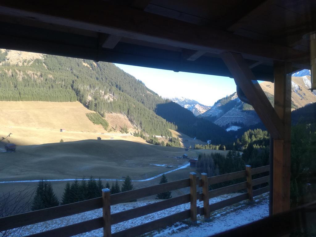 Haeus'L Am Ruan Aparthotel Berwang Exteriör bild