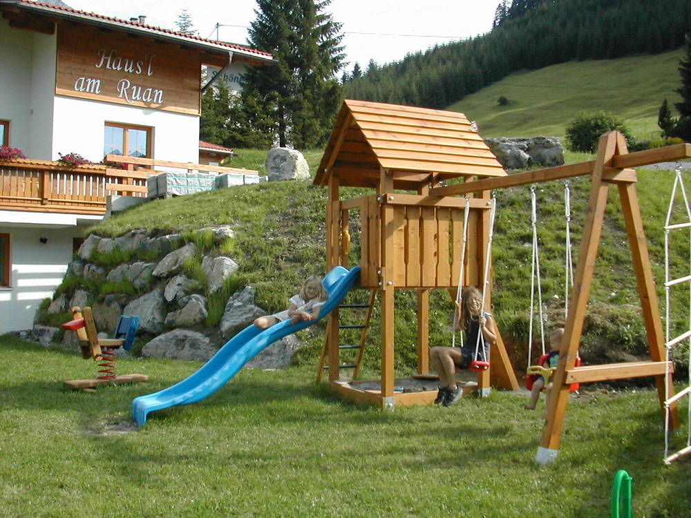 Haeus'L Am Ruan Aparthotel Berwang Exteriör bild